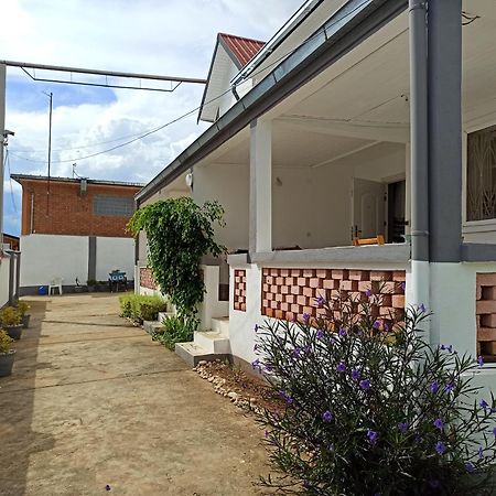 Chez Jeanne Chambre D'Hote Antananarivo Luaran gambar